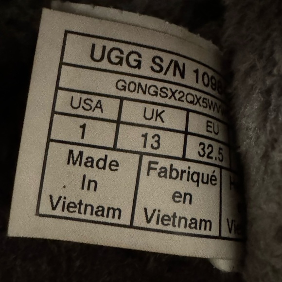 UGG SLING SLIPPER - KIDS size 1 - Picture 5 of 5